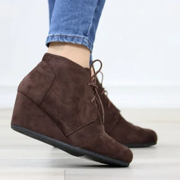 Brown Ankle Boots Wedge Heel Faux Suede Round Toe Lace Up - Picture 4 of 15